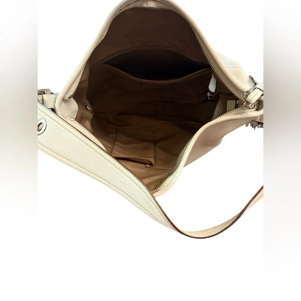 Coach Leather 8A03 Shoulder Bag in Bone With Silver Hardware